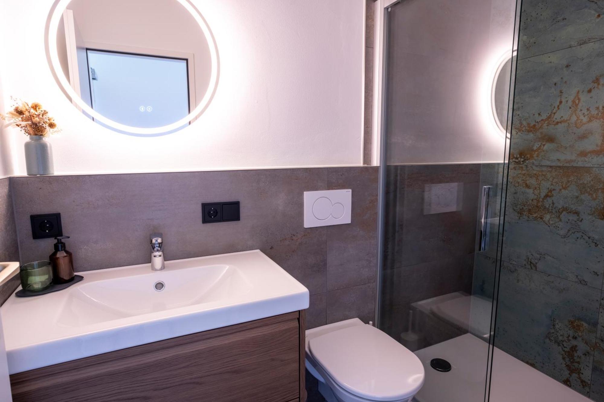 Suite Apartment Modern Getaway - Neu Renoviert - Strobl Am Wolfgangsee 외부 사진